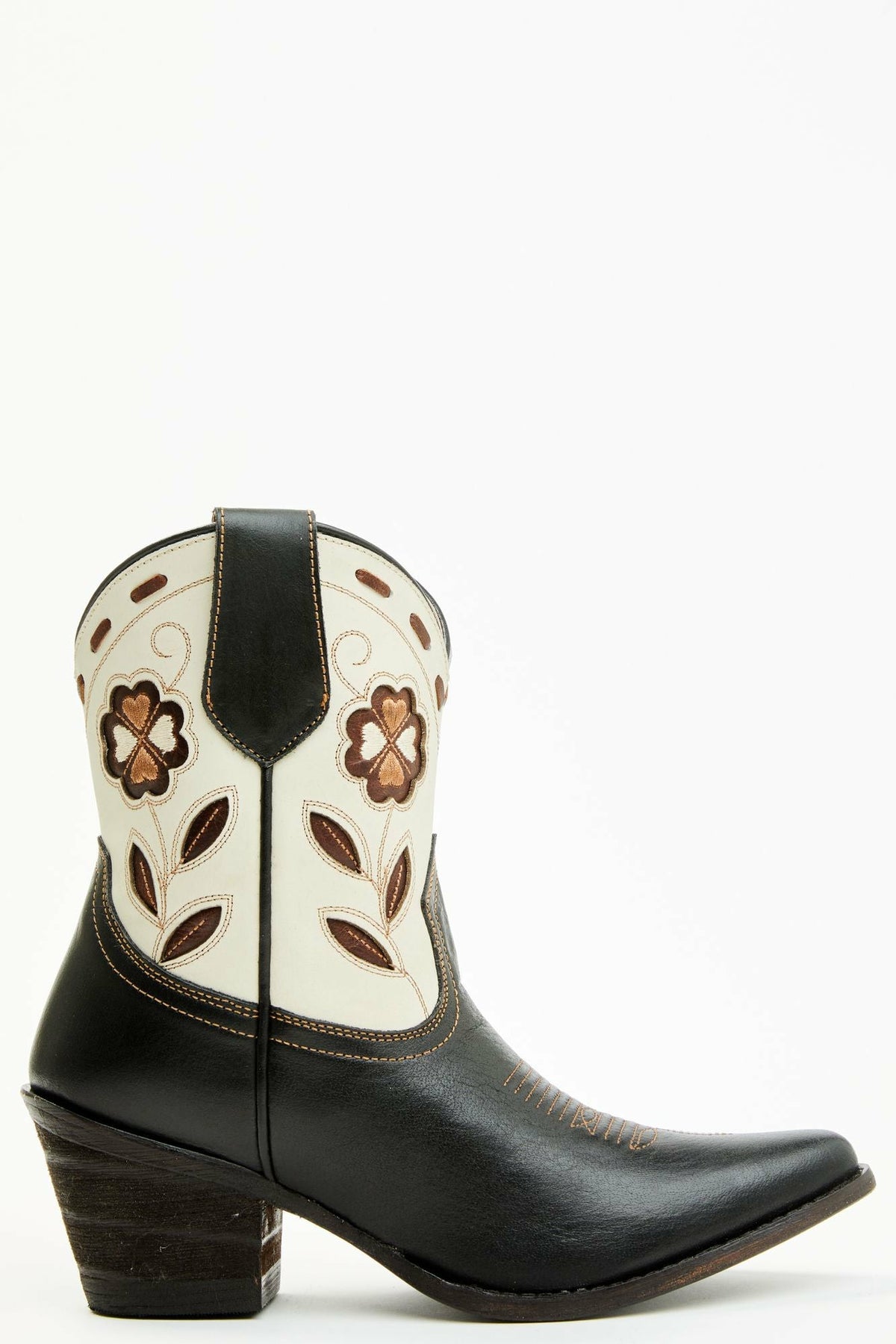 Women Runaway Black Western Booties - Round Toe | Idyllwind