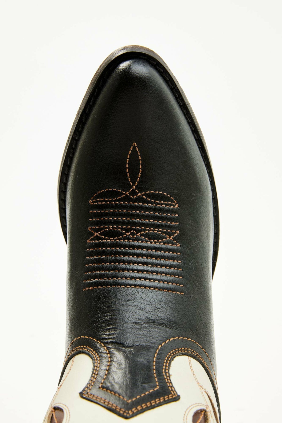 Women Runaway Black Western Booties - Round Toe | Idyllwind