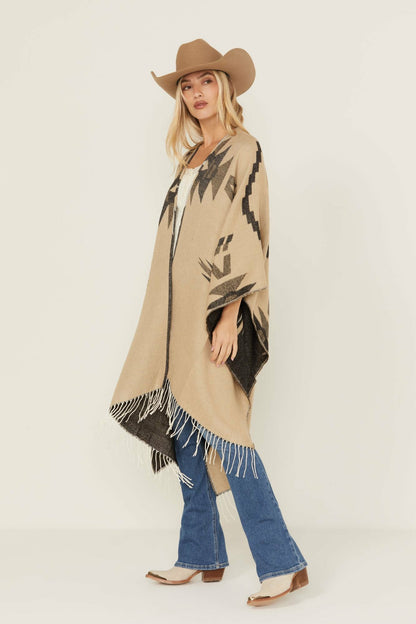 Women Waterford Southwestern Print Reversible Fringe Shawl | Idyllwind