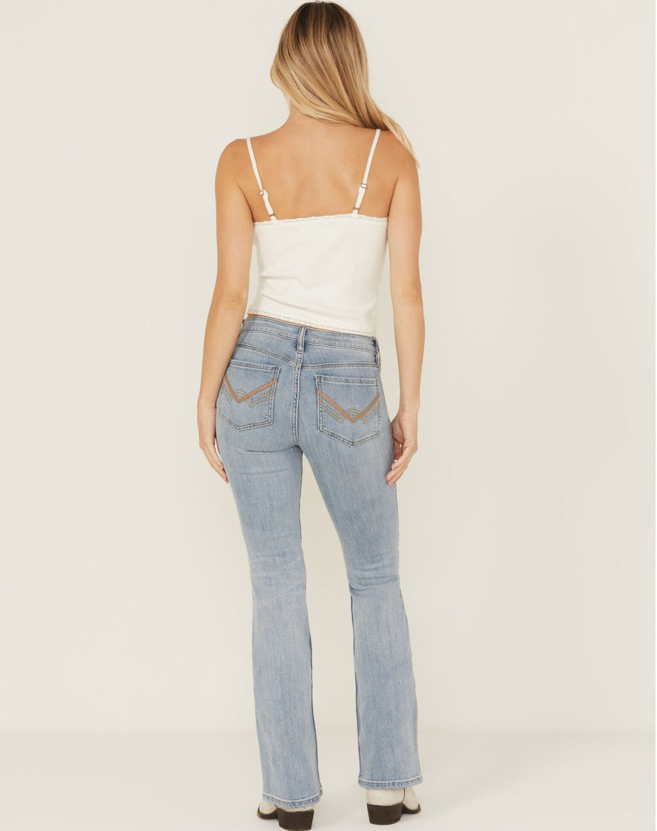 Women Arden Light Wash Rebel Mid Rise Bootcut Super Stretch Denim Jeans | Idyllwind