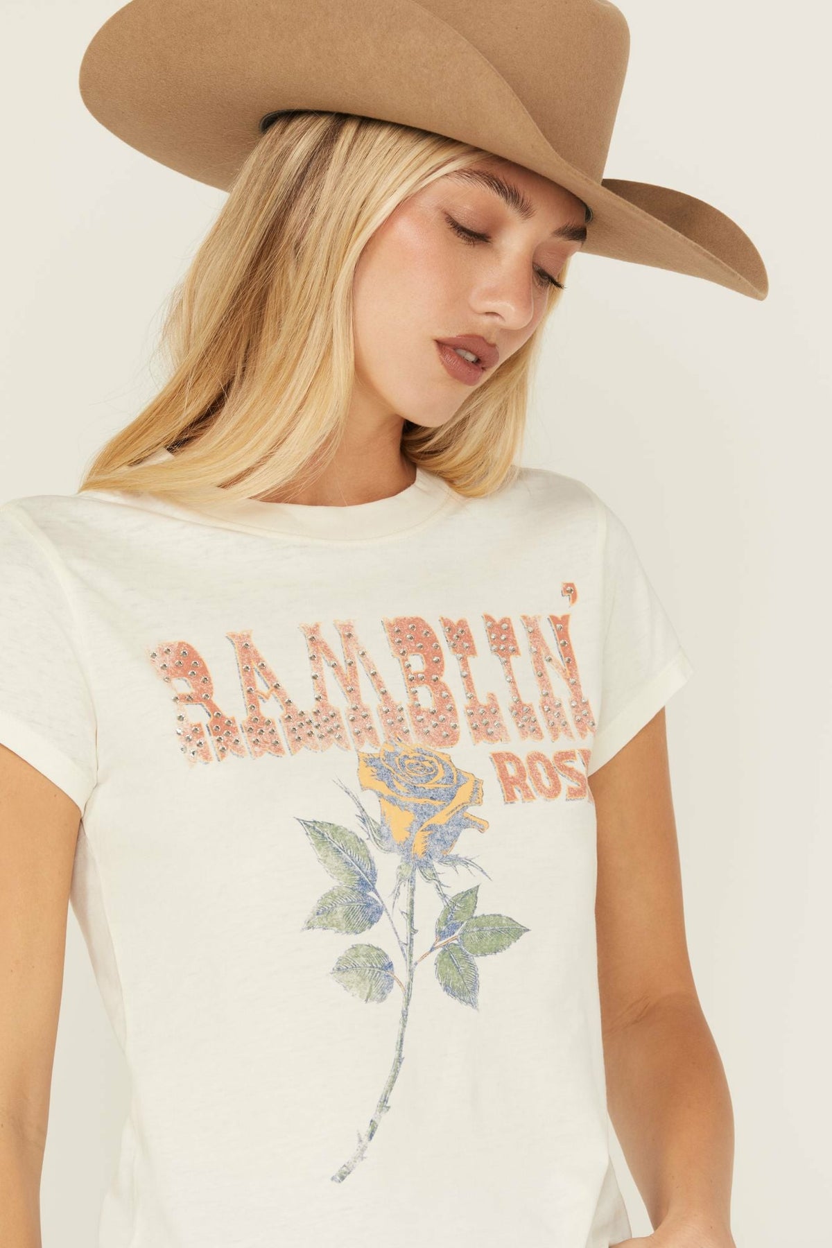 Women Ramblin' Rose Trusty Embellished Short Sleeve Graphic Tee | Idyllwind