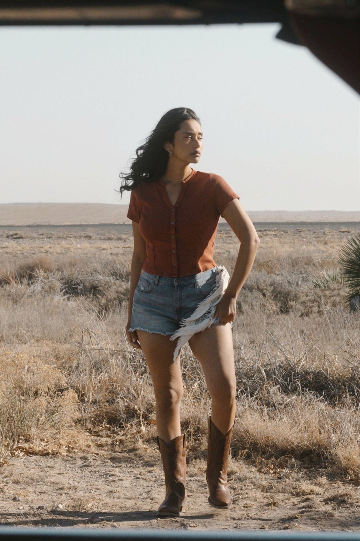 Women Solid Short Sleeve Button-Down Cropped Tee | Idyllwind