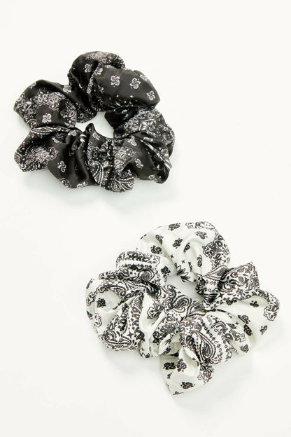 Women Bellshire Oversized Scrunchies - 2 Piece | Idyllwind