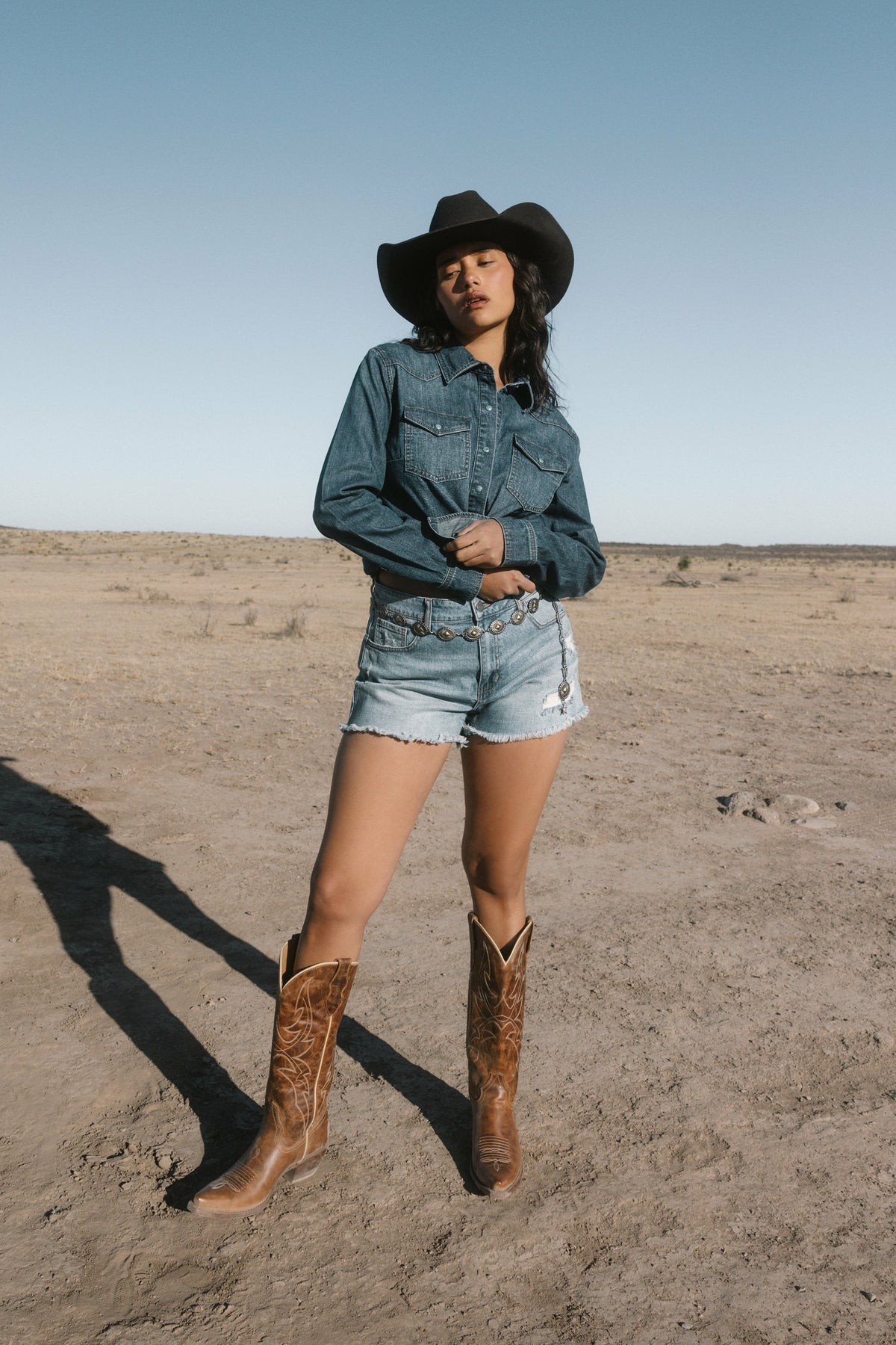 Women Abbott Dark Wash Chambray Long Sleeve Snap Western Shirt | Idyllwind