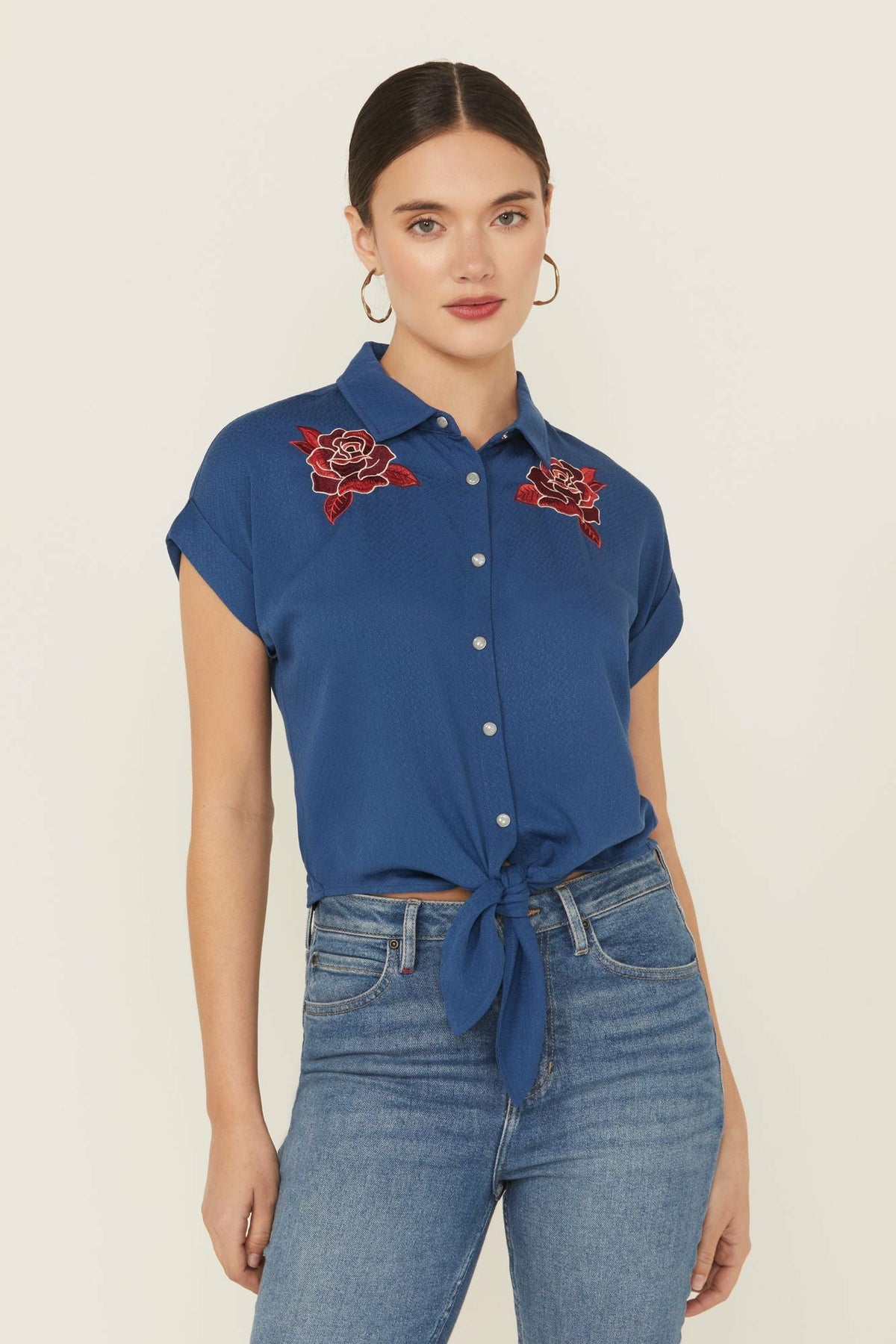 Women Roland Embroidered Tie-Front Camp Shirt | Idyllwind