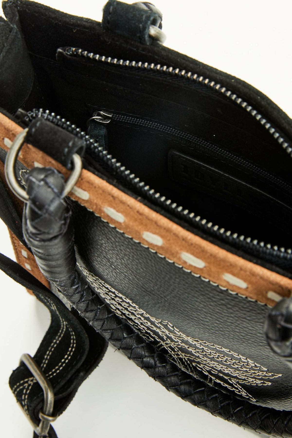 Women Elaine Boot Stitch Crossbody Bag | Idyllwind