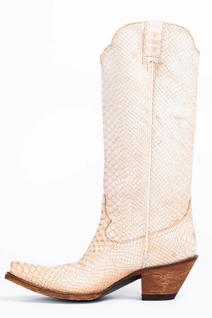 Women Strut White Western Boots - Snip Toe | Idyllwind