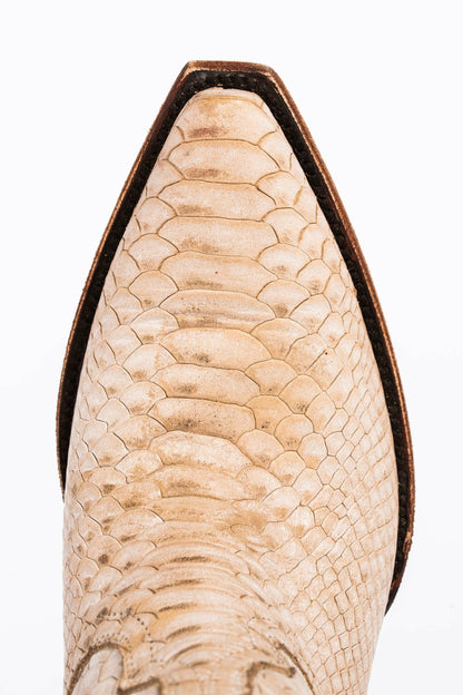 Women Strut White Western Boots - Snip Toe | Idyllwind