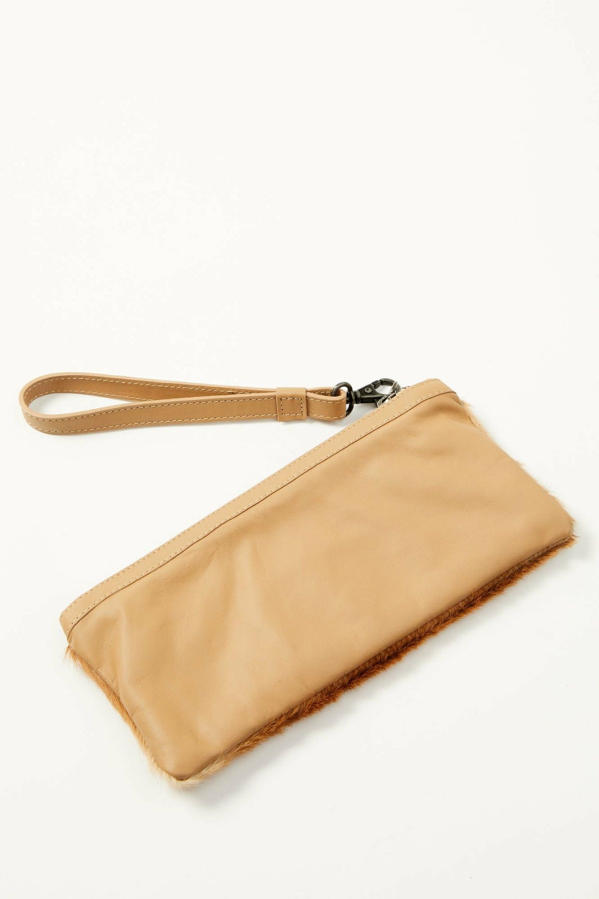 Women Upland Drive Hair-On Wallet Wristlet | Idyllwind