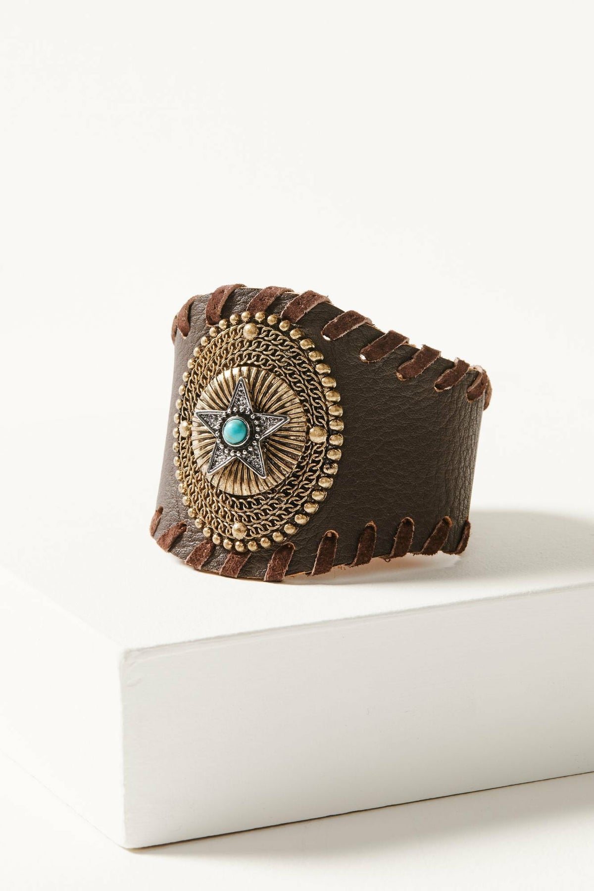 Women Abernathy Leather Cuff Bracelet | Idyllwind