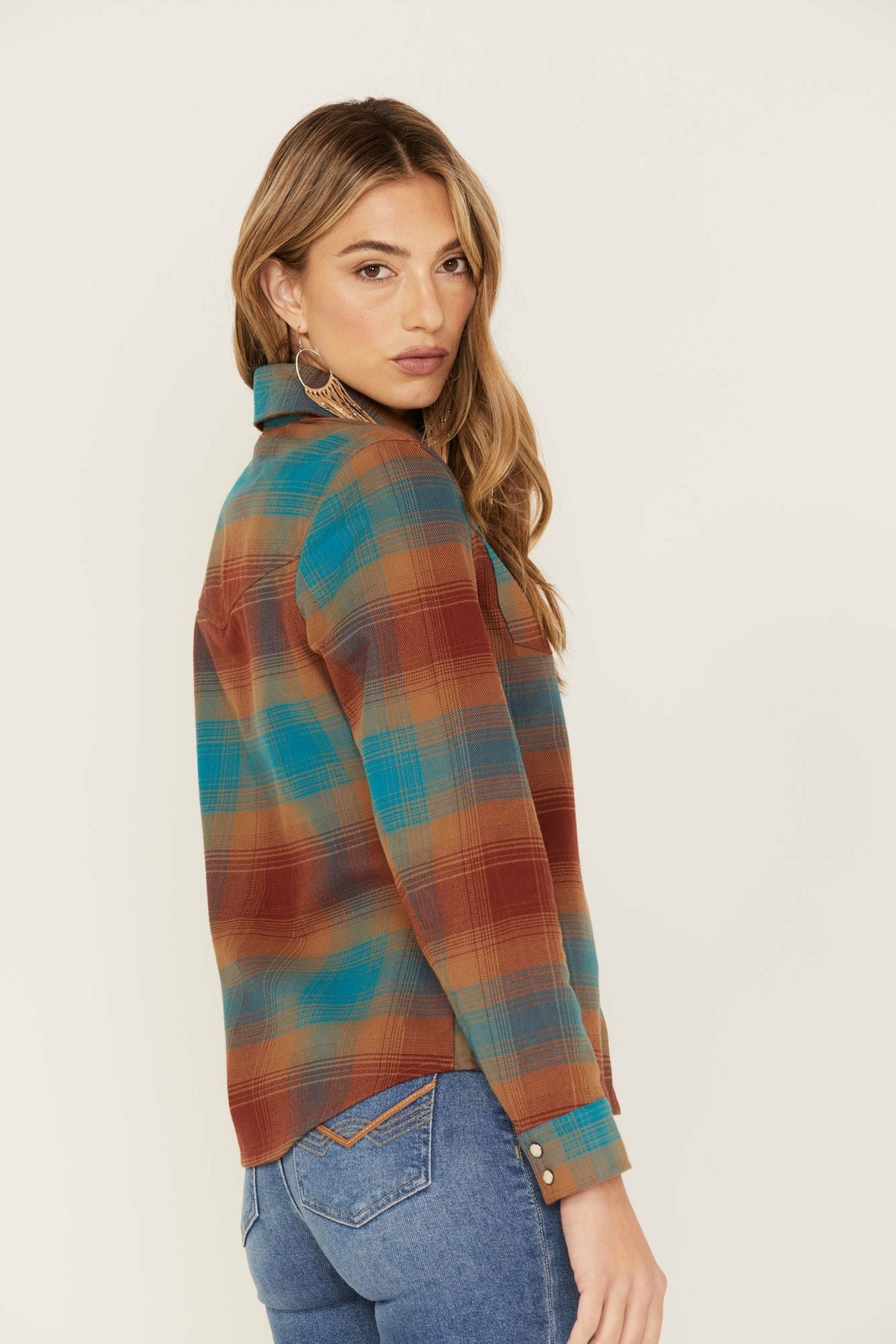 Women Ombre Plaid Print Long Sleeve Snap Western Top | Idyllwind