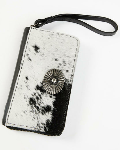 Women Black Laredo Hair-on Cowhide Wristlet Wallet | Idyllwind