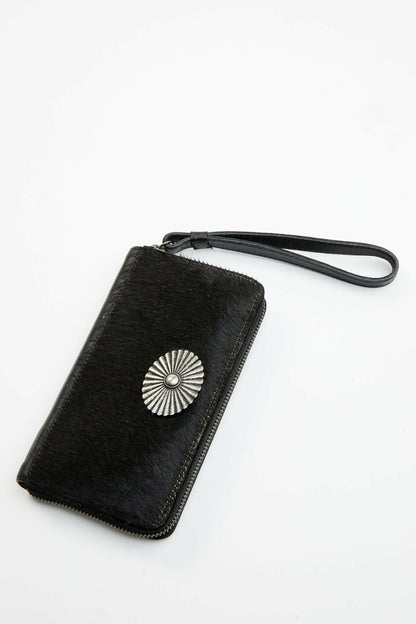 Women Black Laredo Hair-on Cowhide Wristlet Wallet | Idyllwind