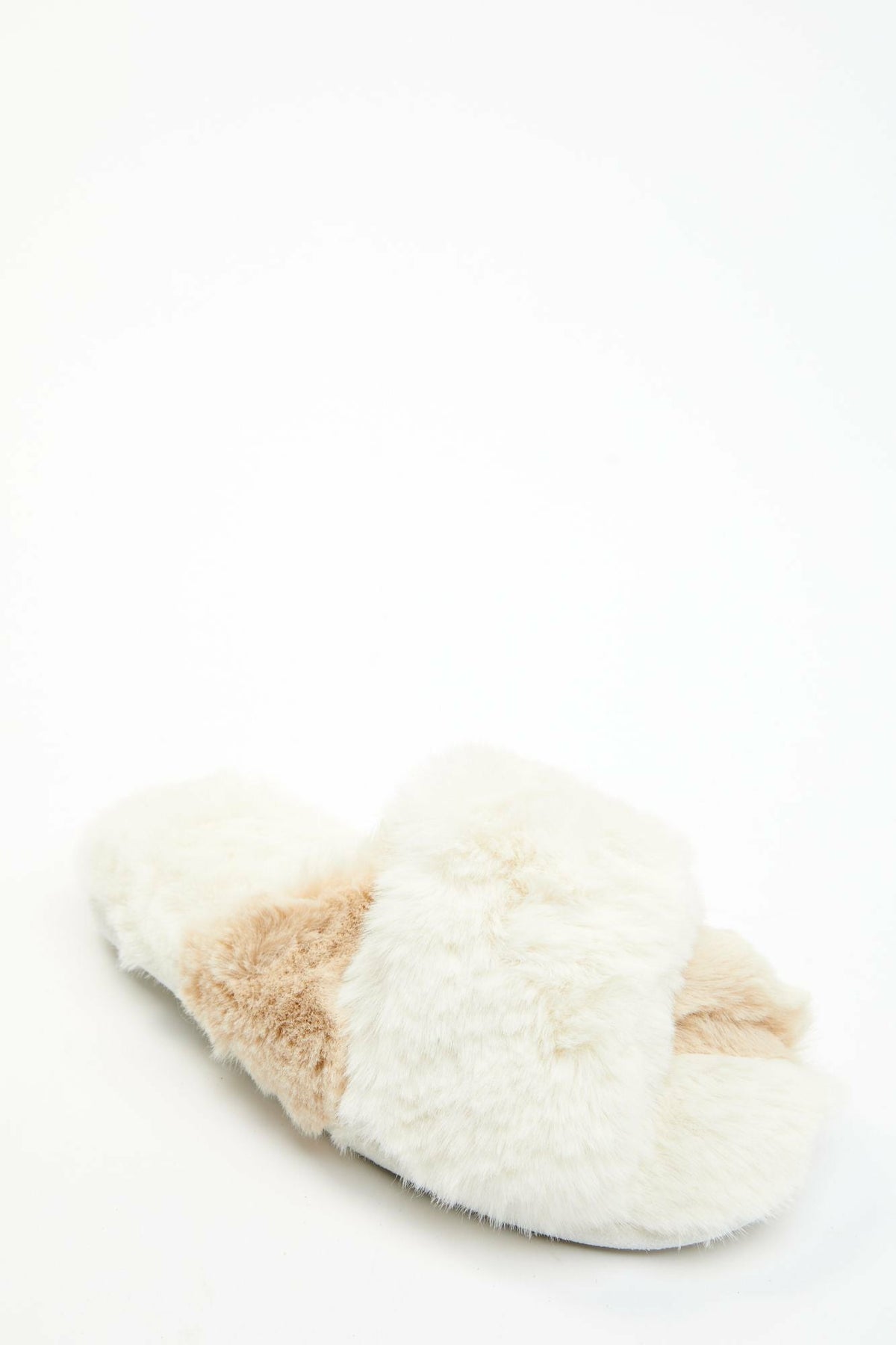 Women Aspen Cream Faux Fur Slippers | Idyllwind