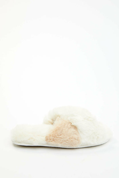 Women Aspen Cream Faux Fur Slippers | Idyllwind