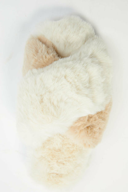 Women Aspen Cream Faux Fur Slippers | Idyllwind