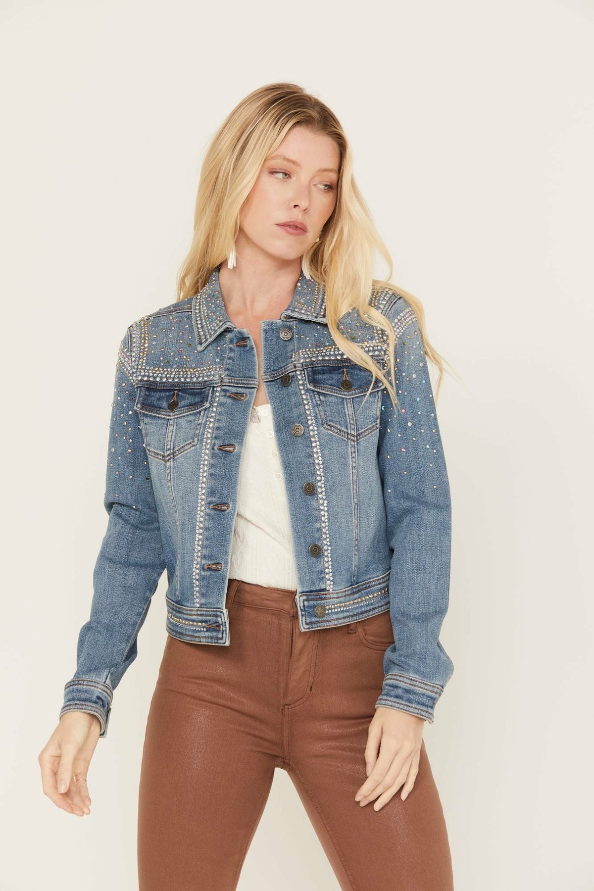 Women Shiloh Drive Embellished Denim Trucker Jacket | Idyllwind