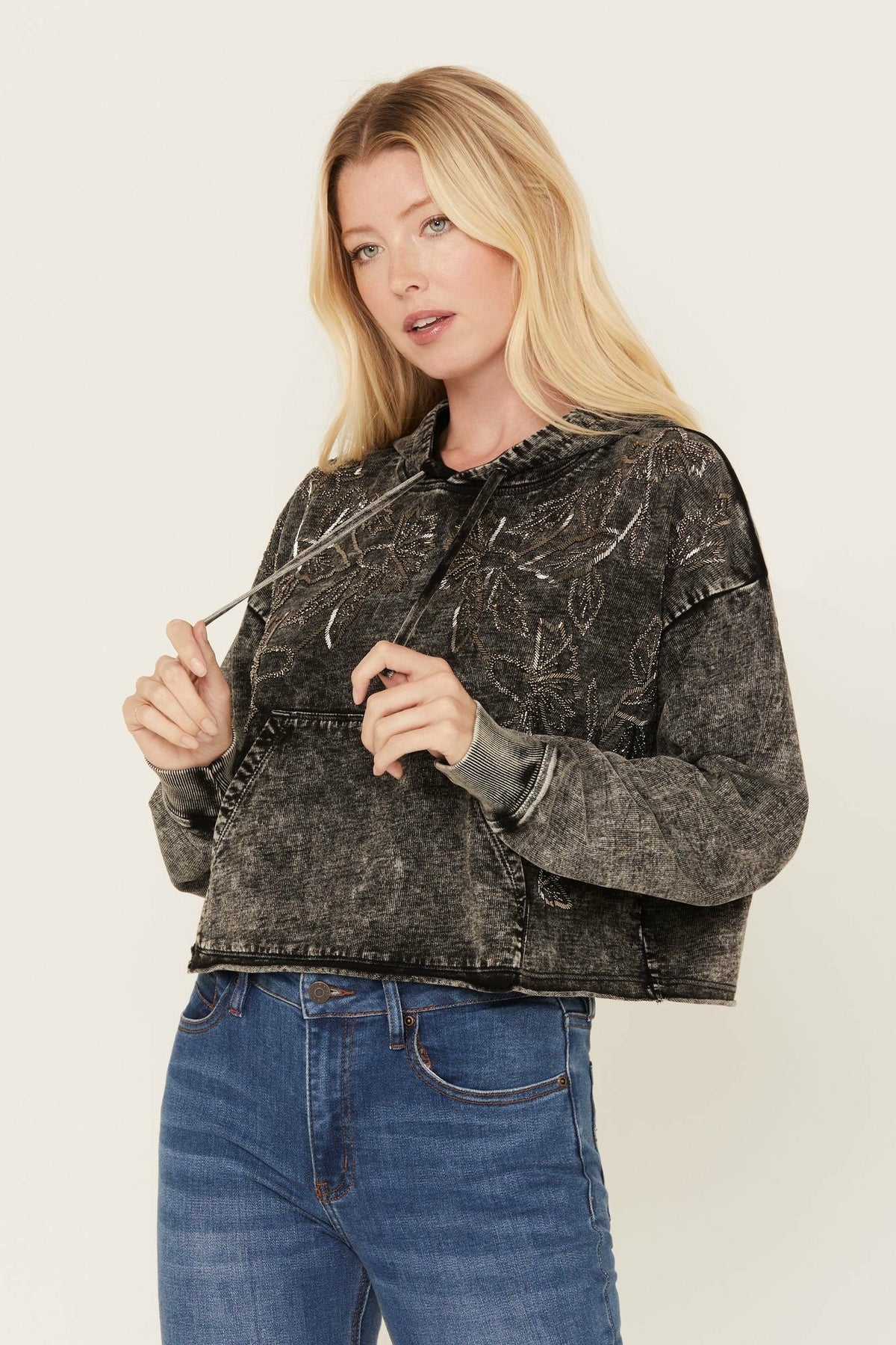 Women Jensen Embroidered Hooded Sweatshirt | Idyllwind