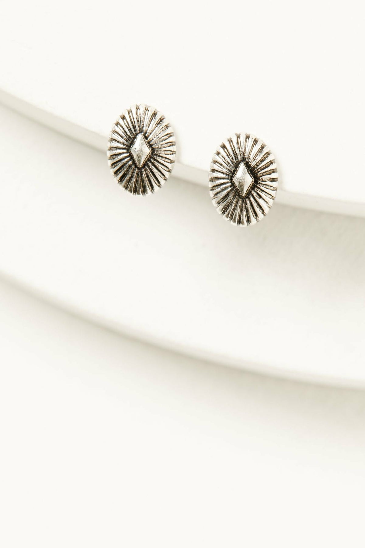 Women Dorella Earring Set | Idyllwind