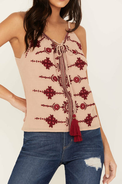 Women Laurel Embroidered Tank | Idyllwind