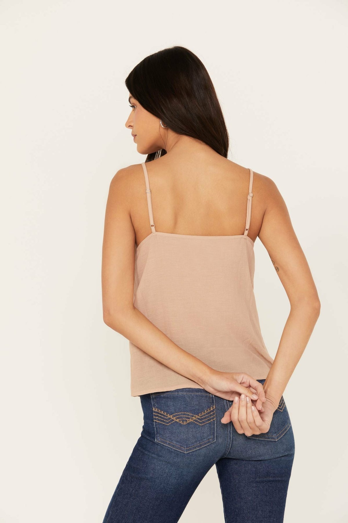Women Laurel Embroidered Tank | Idyllwind