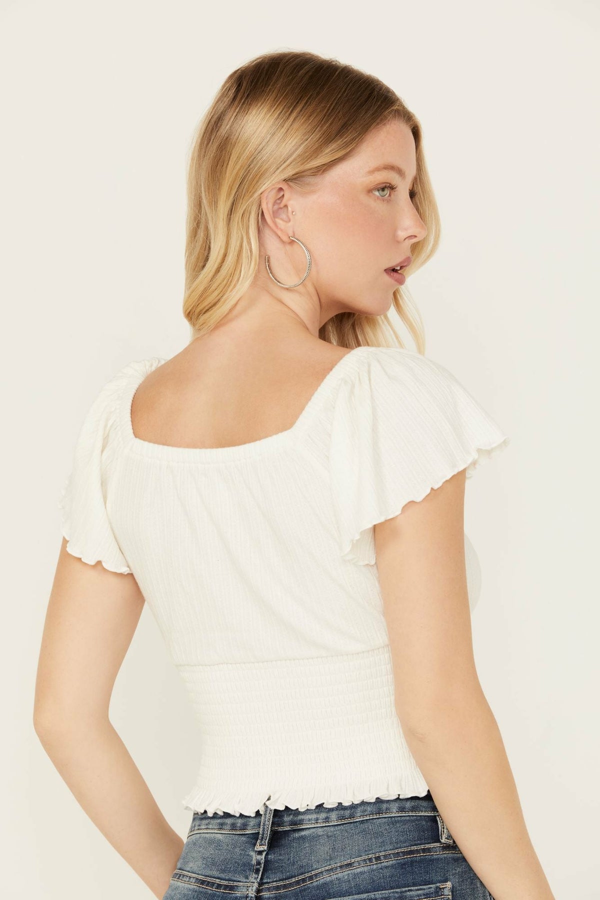 Women Pointe Flutter Sleeve Smocked Top | Idyllwind