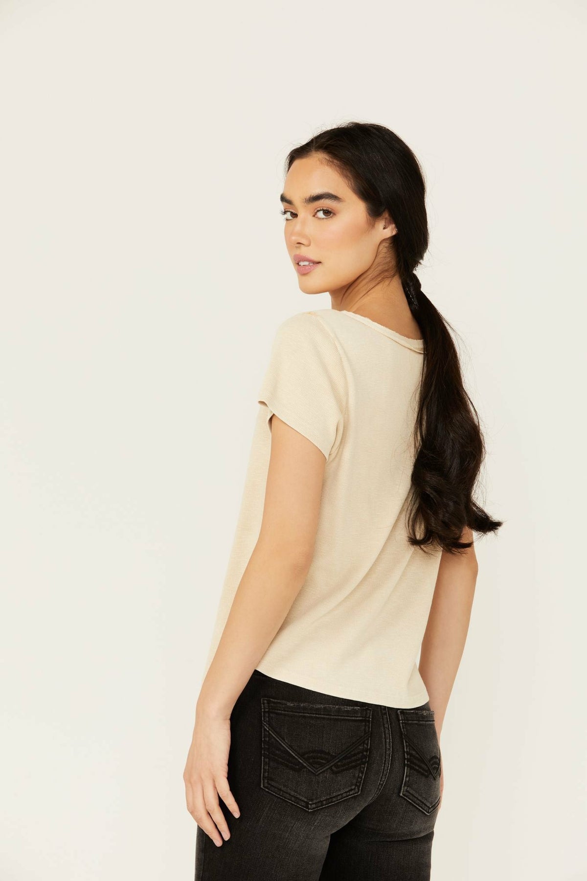 Women Vaughn Henley Short Sleeve Shirt | Idyllwind