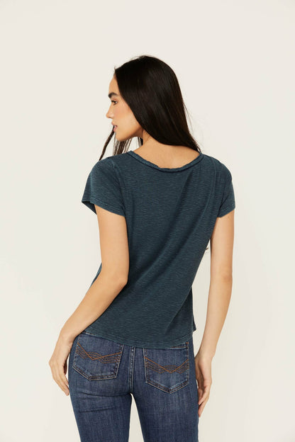 Women Vaughn Henley Short Sleeve Shirt | Idyllwind