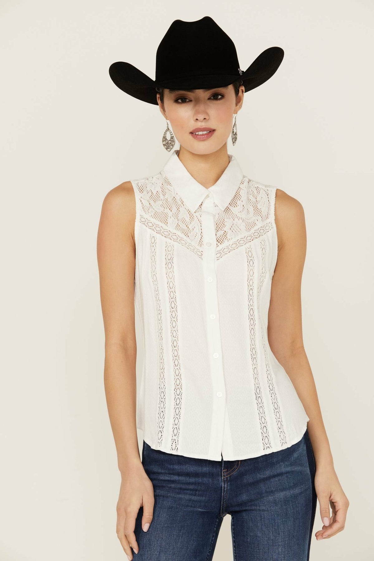 Women Cobble Lace Yoke Sleeveless Button-Down Top | Idyllwind