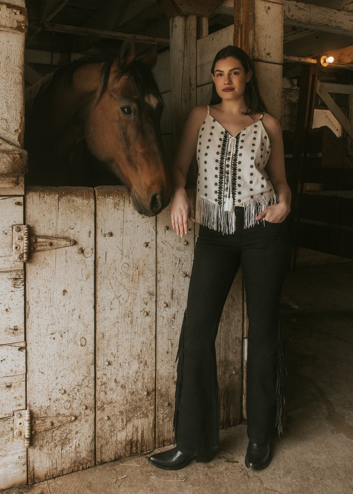 Women Sunnett Embroidered Fringe Hanky Hem Tank | Idyllwind