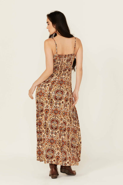 Women Roxanne Tapestry Print Sleeveless Maxi Dress | Idyllwind