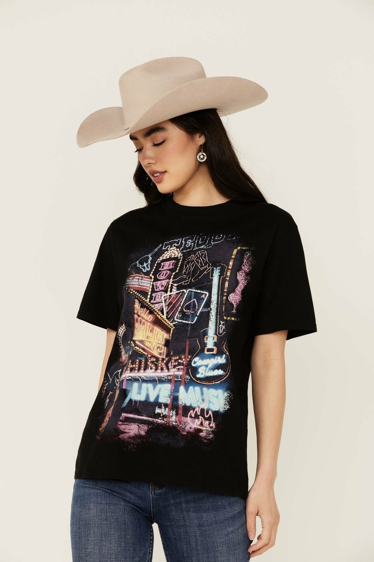 Women Howdy Darlin Short Sleeve Boyfriend Graphic Tee | Idyllwind