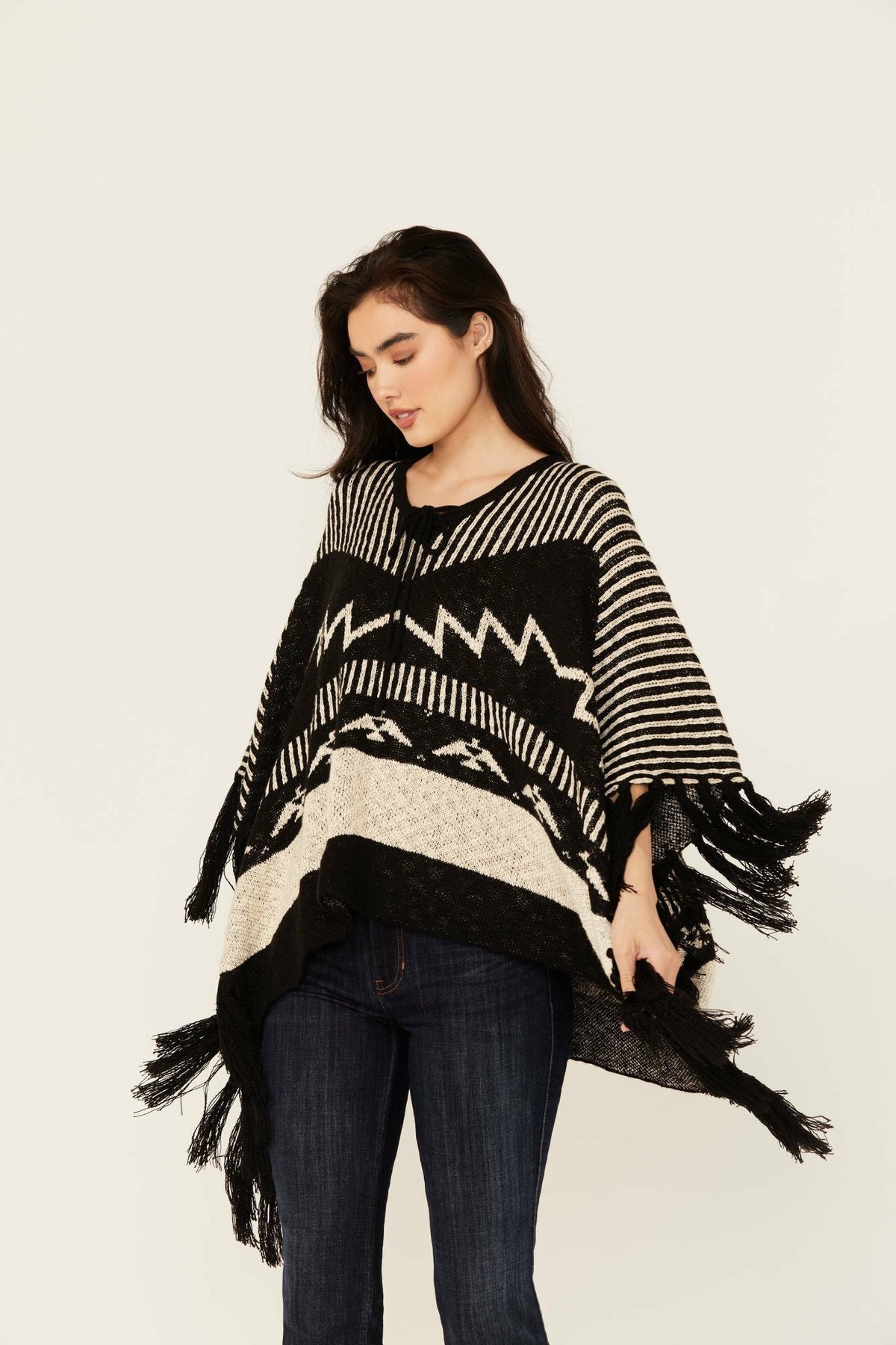 Women Eatons Thunderbird Poncho Sweater | Idyllwind