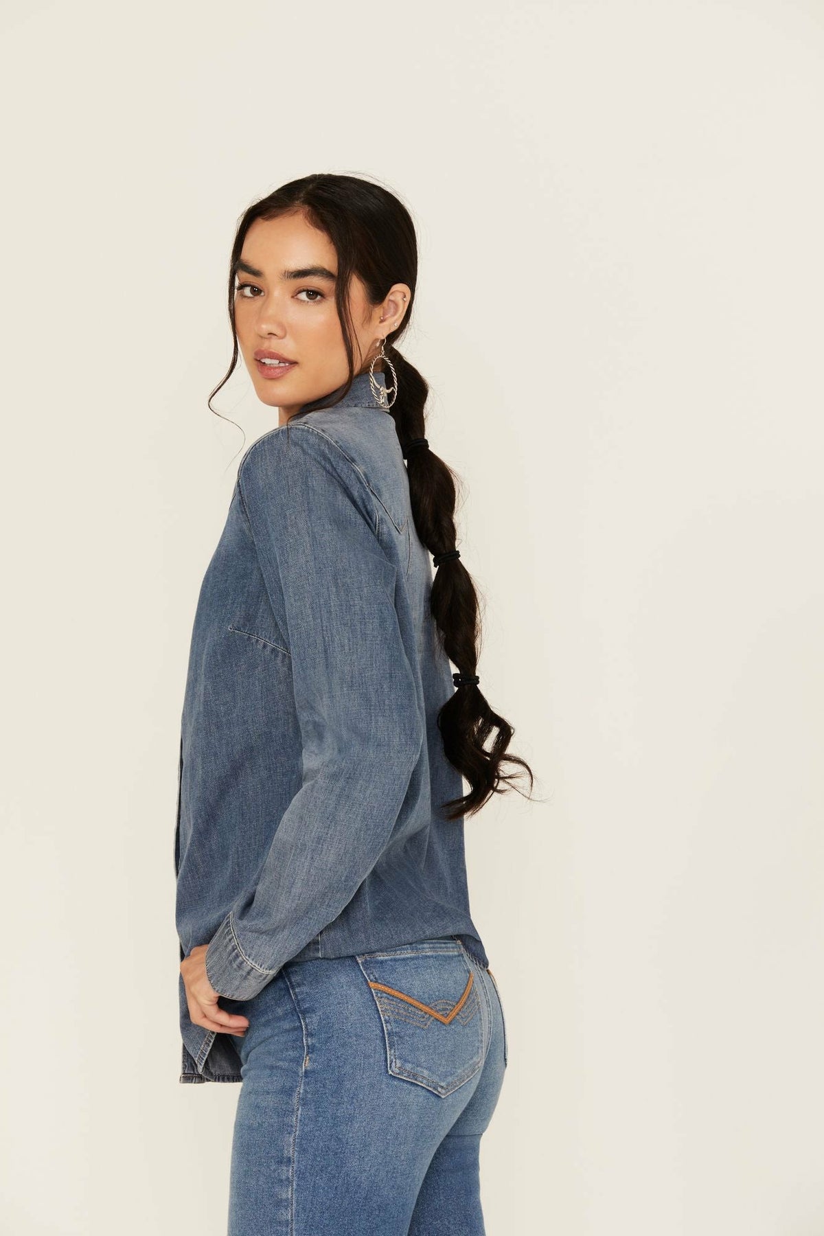Women Huckleberry Medium Wash Long Sleeve Snap Western Shirt | Idyllwind