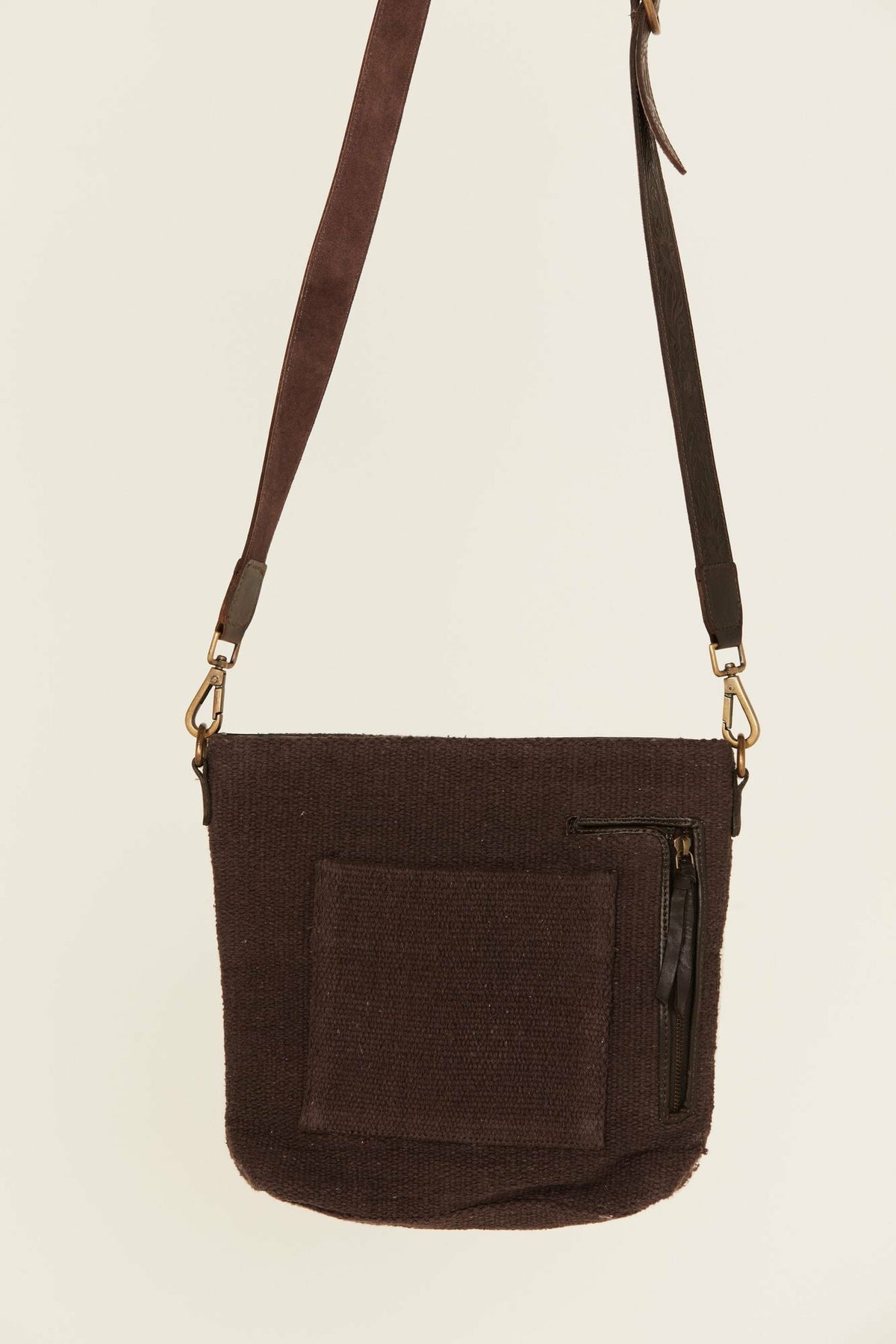 Women Madrona Longhorn Woven Crossbody Bag | Idyllwind
