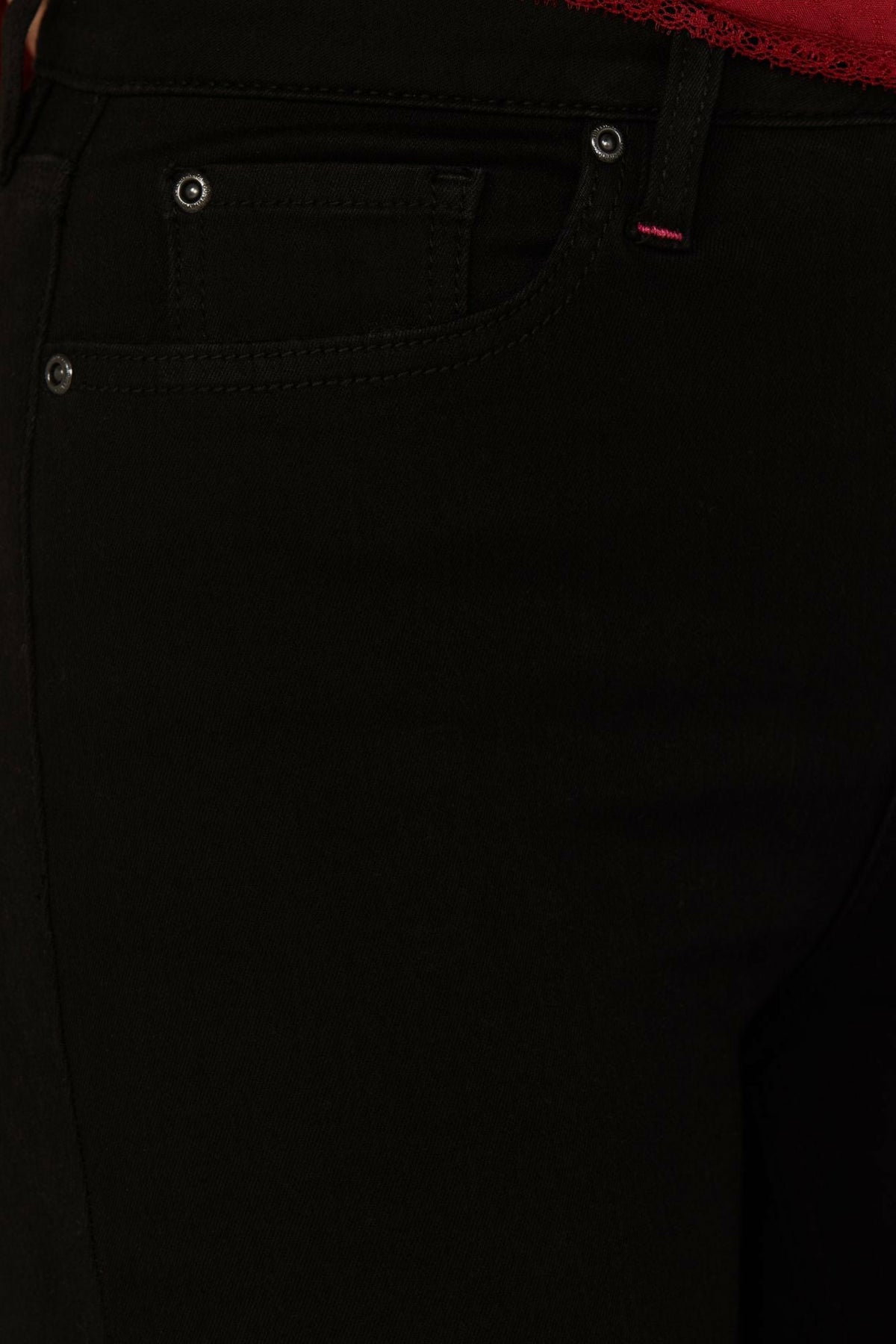 Women Knight Legend High Rise Bootcut Super Stretch Denim Jeans | Idyllwind