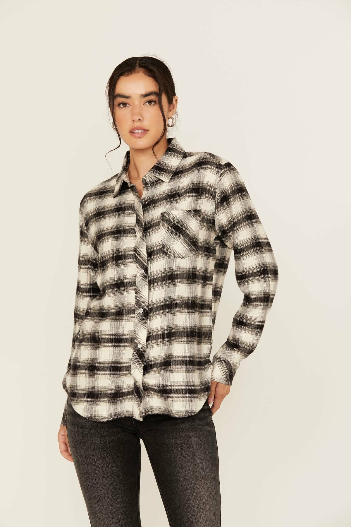 Women Flannel Plaid Print Long Sleeve Snap Shirt | Idyllwind