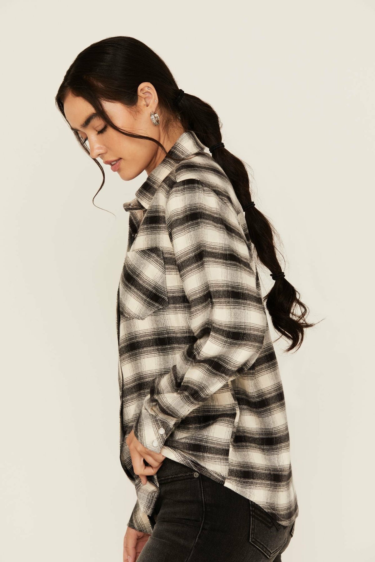 Women Flannel Plaid Print Long Sleeve Snap Shirt | Idyllwind